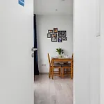 Moderne, Zentrale Und Gemuetliche コブレンツ