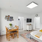 アパート Moderne, Zentrale Und Gemuetliche コブレンツ