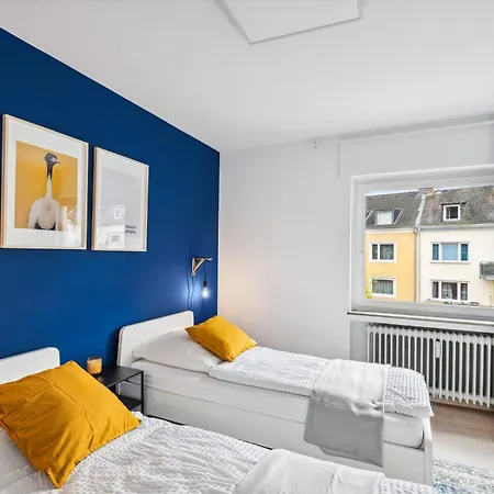 Moderne, Zentrale Und Gemuetliche 아파트