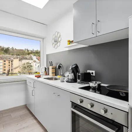 Moderne, Zentrale Und Gemuetliche Apartmán